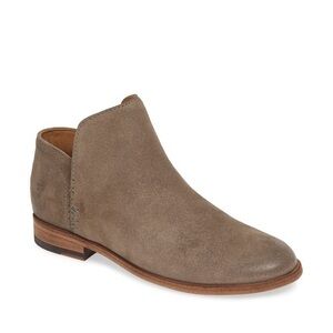 NIB Women's Frye Elyssa Bootie, Size 9 M - Grey